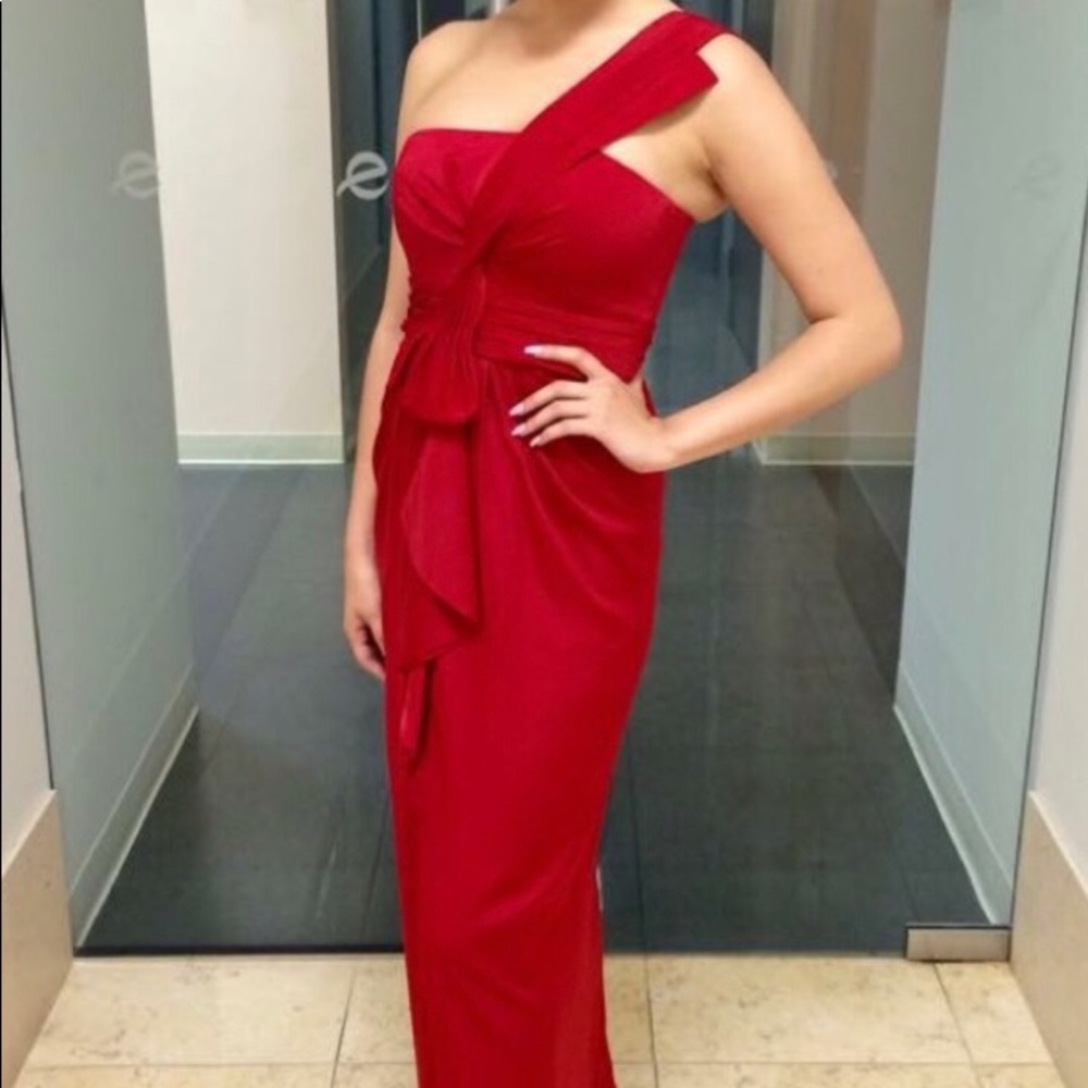 Red BCBGMAXAZRIA prom dress
